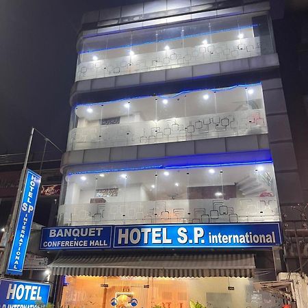 Hotel S P International A Unit Of Mavis Group 러크나우 외부 사진